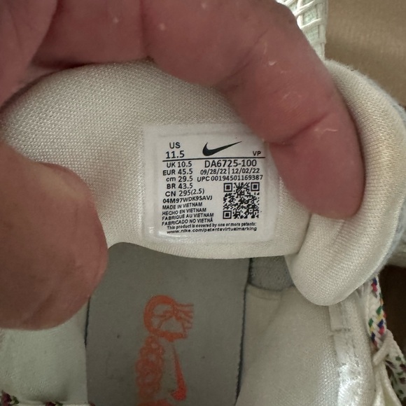 Nike Cosmic Unity 1 / Amalgam - Picture 3 of 3